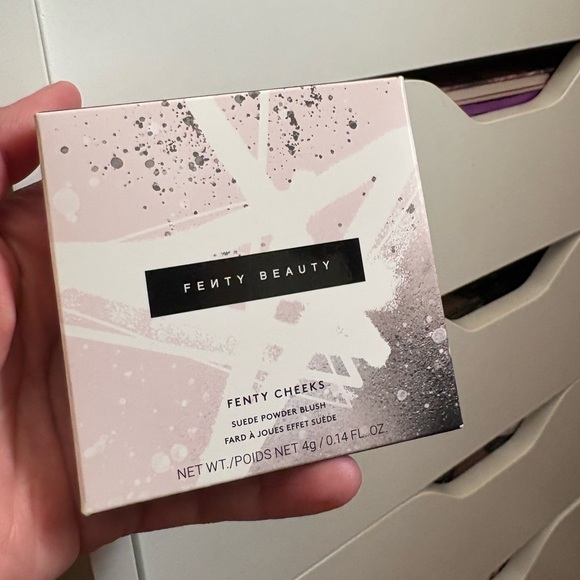 Fenty Beauty Makeup Fenty Beauty Suede Powder Blush Bakin Cakes